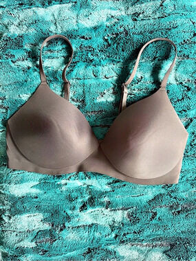 Black Eby Pain Free T-Shirt Bra